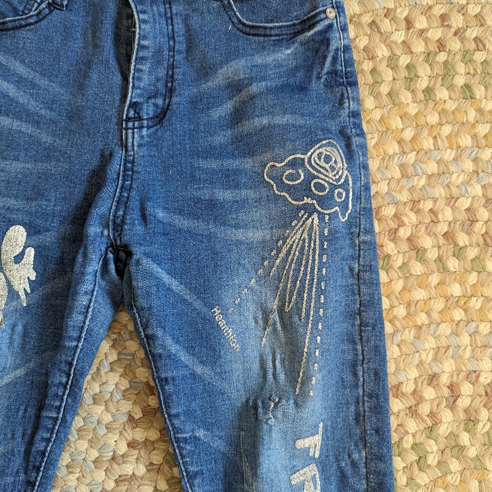 Back DG Distressed Graffiti Jeans(Jr's 7, Adult 6S) - Picture 11 of 12